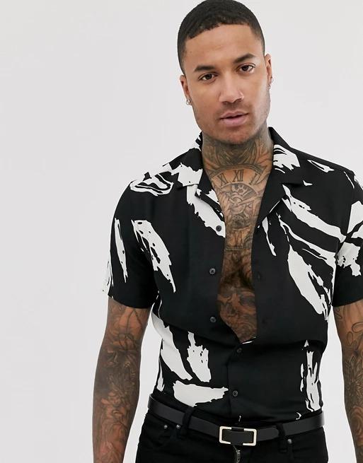 Regular-Revere-Fit-Abstract-Leaf-Print-Shirt