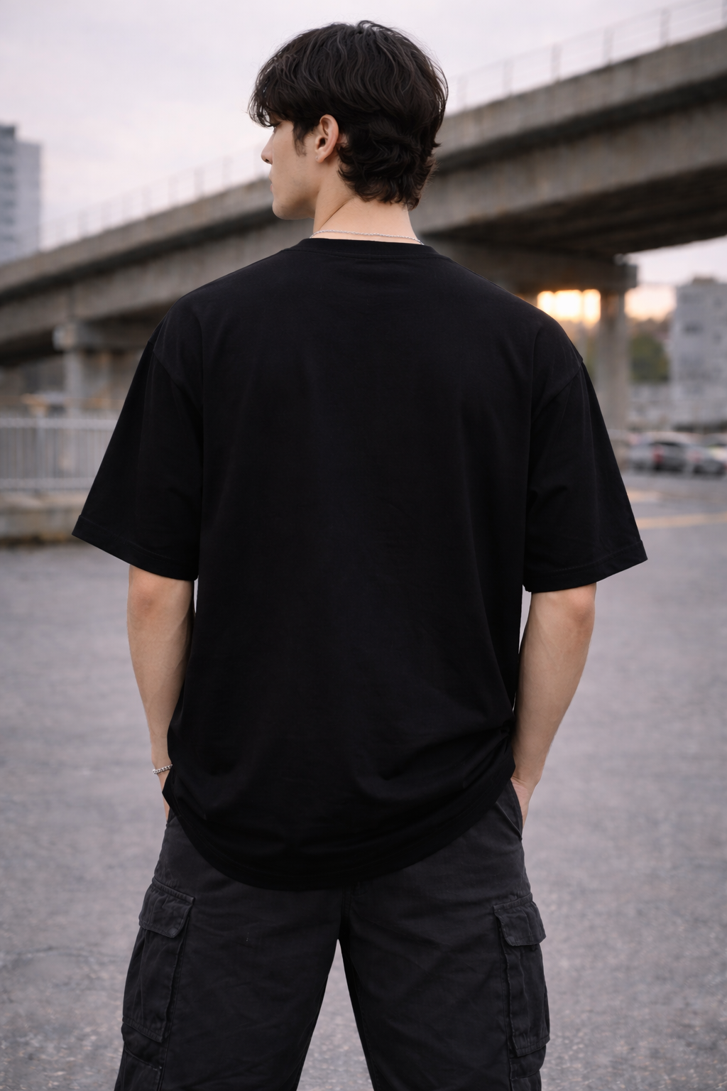 Essential Black Oversized T-Shirt – Premium Street Fit | Minimal Urban Basic